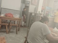 -何记酿皮店(西流湾店)