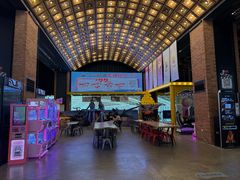 -CGV星星影城(颐堤港ScreenX店)