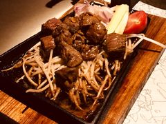 -穹六人间 people 6(岳阳路店)