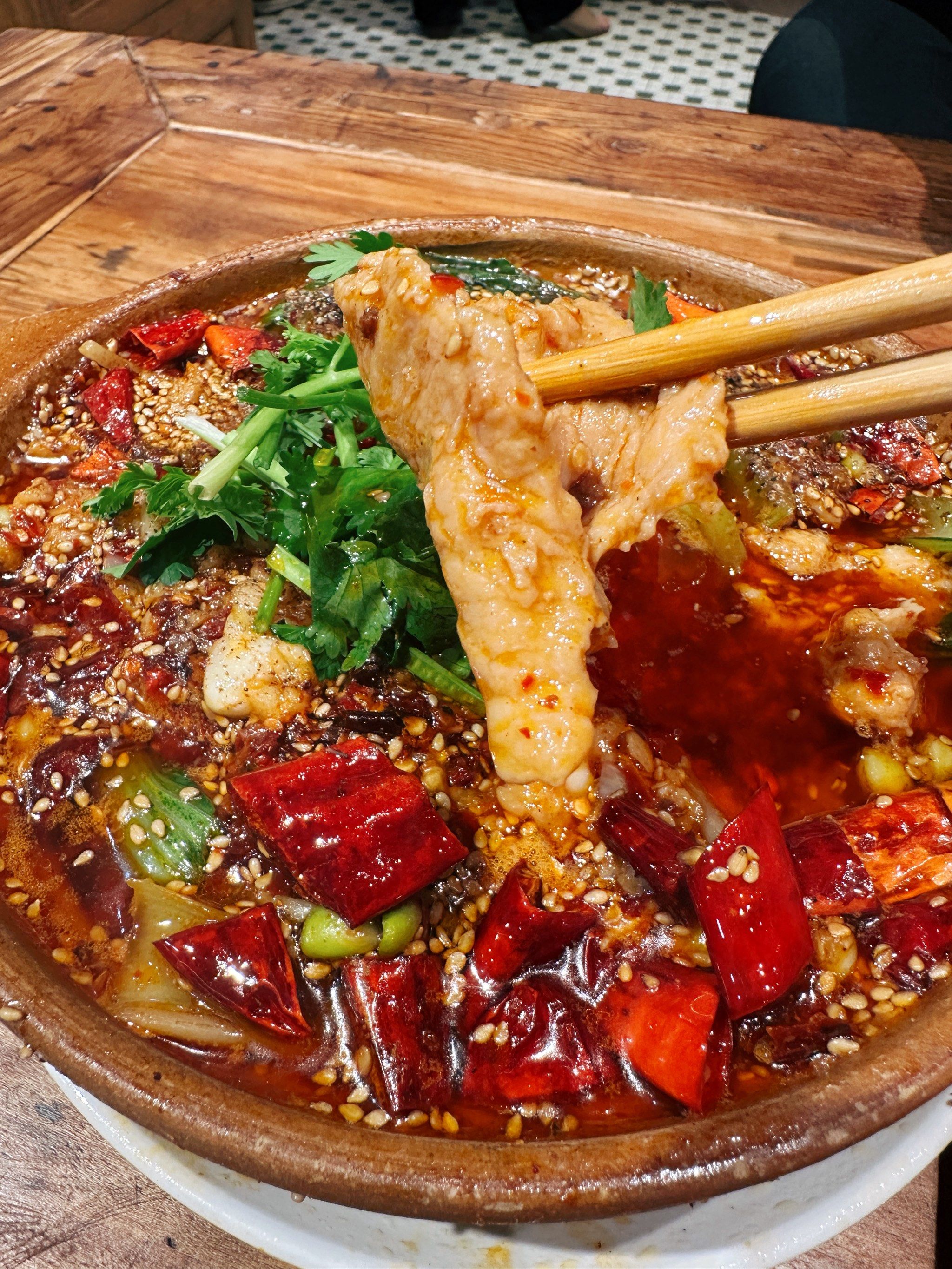 n🥘菜品:油泼辣子水煮肉片:肉质特别嫩!