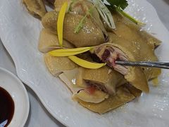 -明本湛江鸡•海鲜小厨(陈家祠店)