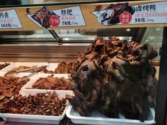 -张鸭子重庆特产卤味小吃(未来国际店)