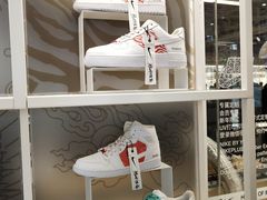-NIKE品牌体验店(南京东路店)