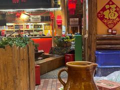 -老滇山寨•云南特色菜•地方菜•民族风情歌舞表演(金碧店)