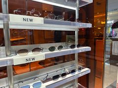 -MUJOSH木九十眼镜(月星环球港B1店)