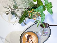 -潮一不贰·法式甜品·生日蛋糕·西式简餐(外滩店)