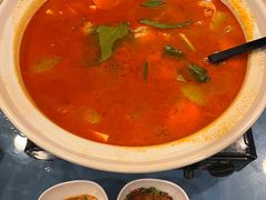 云南特色酸汤鱼-滇越乘象云南餐厅(豆各庄店)