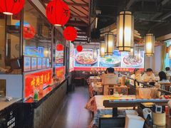 -川流不息·地道川菜·小龙虾(新松江路店)