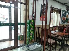 -湖南人家湘菜馆(镇江路店)