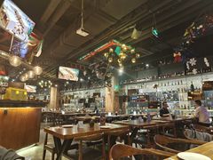 -1886德国汽车餐厅(外滩十六铺码头店)