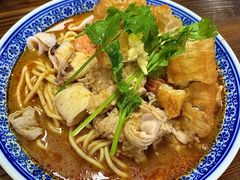 -亚忠小吃店(曾厝垵店)