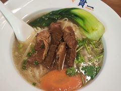 -贯一台湾牛肉面(八一七中路店)