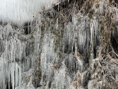 -大平台龙居瀑布旅游区