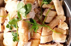 One-Year Free-Range Boiled Chicken (5-6 lbs)