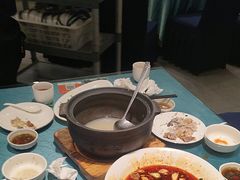 -干老四雅鱼饭店(滨江西路店)