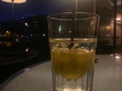 -榴莲咖啡馆