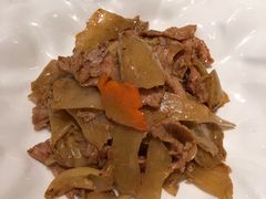 榨菜炒猪颈肉-粤麓轩餐厅(中信泰富广场店)