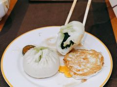 -昆山裕元花园酒店·温莎西餐厅