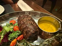 -恰餐厅及酒吧 CHAR Bar & Grill (北京丽都皇冠假日店)