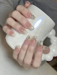 -爱纶美·美甲美睫半永久