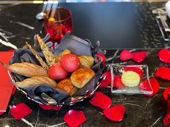 -L'ATELIER de Joel Robuchon(外滩18号店)
