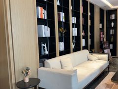 -雲宜贵宾舍酒店(深圳龙东地铁站店)