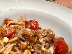 -Rabbit Cafe私房西餐甜点咖啡(栖霞路店)