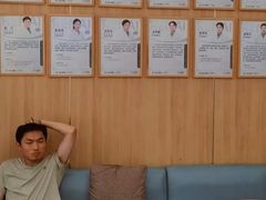 -上海仁爱医院口腔科 · 种植