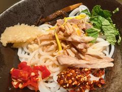 招牌凉米线-雲說·花(西宸天街店)
