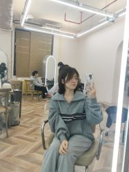 -Hair Co.一间沙龙