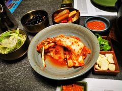 -草家酱蟹炭火烤肉店(珲春南路一店)