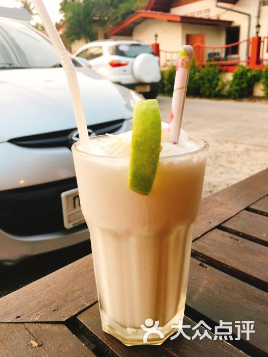 the hut椰子奶昔图片 - 第3张