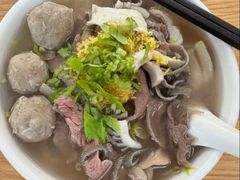 潮镇老尾牛肉粿条-潮镇老尾牛杂(环城西路店)
