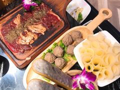 -热火朝天鲜切牛肉火锅(南强街巷店)