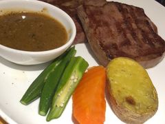 -斗牛士牛排餐厅(嘉里汇店)