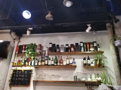 -84那年咖啡馆(李沧万达店)