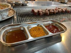 -马路牙子烧烤音乐酒馆(望京店)