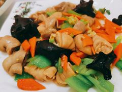 -宾朋海鲜饭庄(兴海路店)