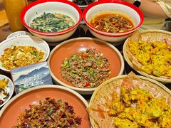 -屋里饭菜·湘菜馆(火车站店)