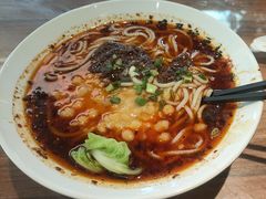 -兵哥豌豆面(雅颂居店)