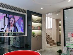 -咪咪专业脱毛连锁机构