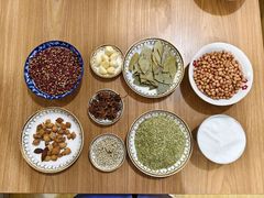 -黔蘑菇四季餐厅(观山湖店)