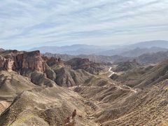 -冰沟丹霞旅游景区