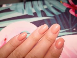 -UN·桃喜日系美睫美甲