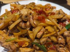 -牛八宝桂林米粉(八里庄店)