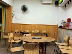 大堂-奇味鸡煲(麦地店)
