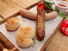 意式烤肠拼盘-城市大道红炉披萨烘焙坊