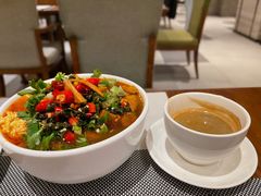 -西双版纳融创皇冠假日度假酒店