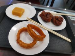 -聚德华天护国寺小吃(甜水园店)