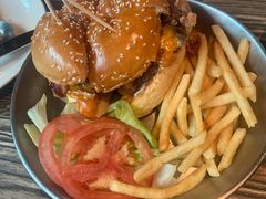 酿牛肉汉堡-The BREW·酿餐厅(浦东嘉里大酒店)